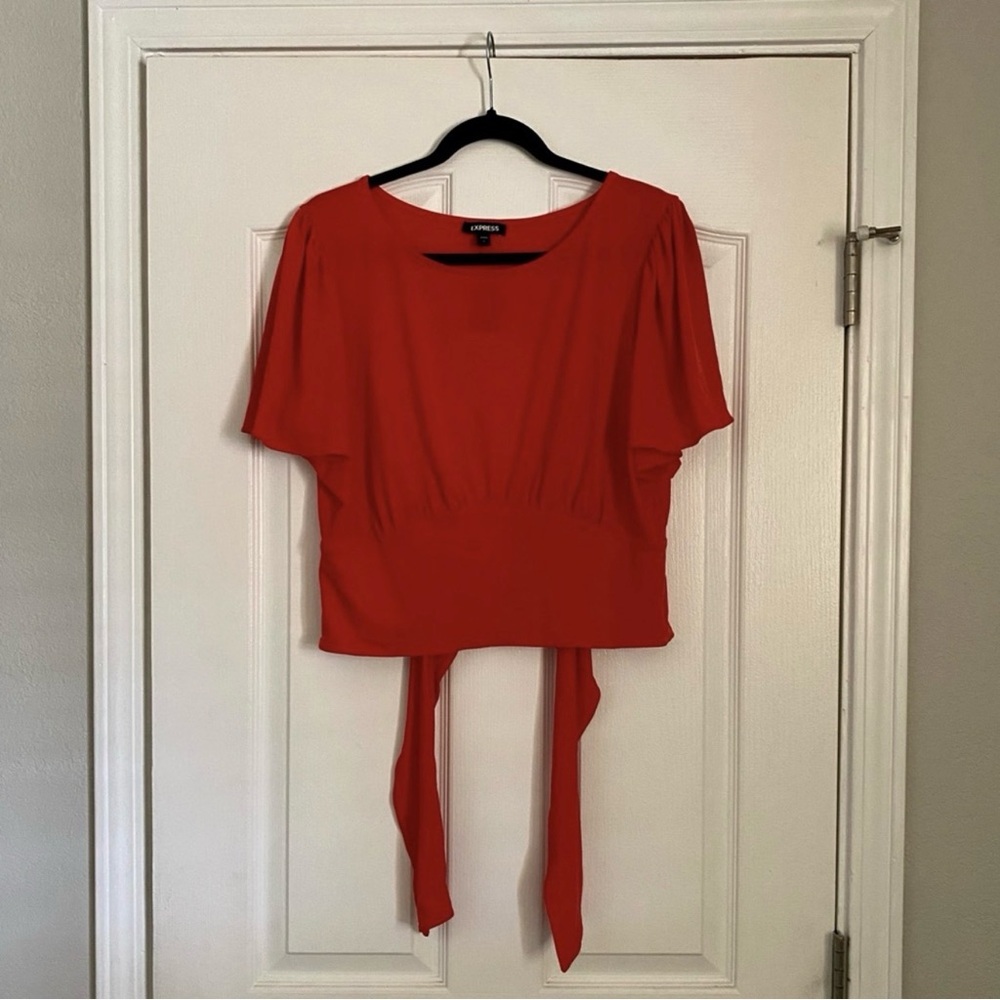 Express Red Tie-Back Crop Top